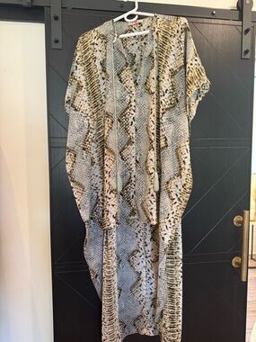 Buddy Love Snake-Print Tassel Tie Blouse in Beige and Black Size S/M